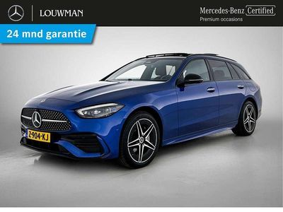 Blauw Gebruikt 2024 Mercedes C300e AMG Stationwagen | € 46.945 (Eerlijke prijs)
