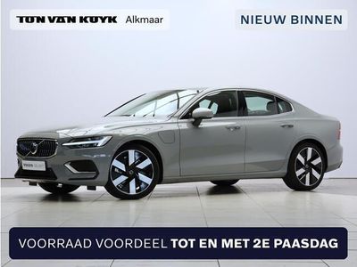 tweedehands Volvo S60 Recharge 350PK T6 AWD Core / Long Range / BLIS / Adaptive Cruise / Keyless / 19" / Stuur + Stoel + Achterbank Verwarming / Parkeercamera / Google