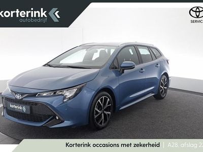 Blauw Gebruikt 2022 Toyota Corolla Active Stationwagen | € 22.950 (Goede deal)