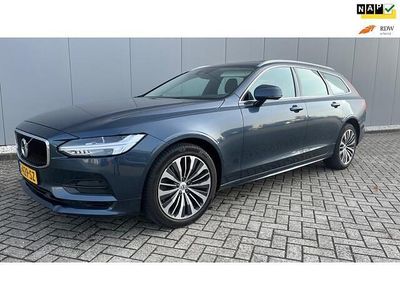 Occasion Volvo V90 Momentum 150 PK (110 kW) 2019 Blauw Stationwagen