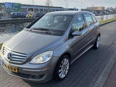 Occasion 2006 Mercedes E200 Stationwagen | € 2.950 (Super prijs)