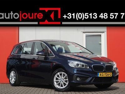 BMW 216