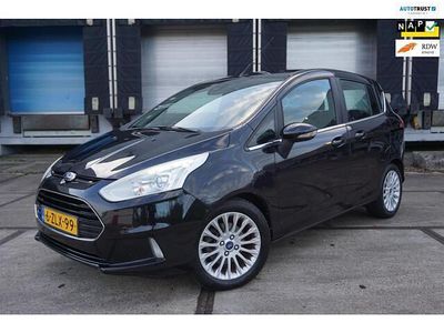 Zwart (metallic) Occasion 2015 Ford B-MAX Titanium MPV | € 4.995 (Eerlijke prijs)
