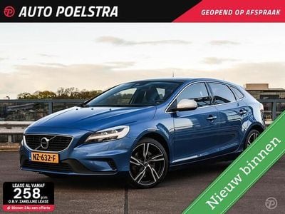 Blauw Gebruikt 2017 Volvo V40 Business Edition Hatchback | € 15.750 (Duur)