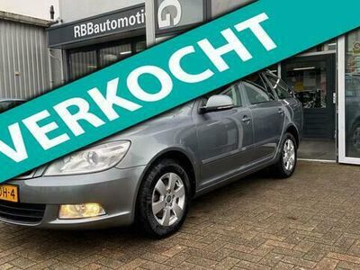 tweedehands Skoda Octavia Combi 1.8 TSI Elegance automaat Dsg leer navigatie clima cruise controle pdc trekhaak elekt-pakket stoelverwarming