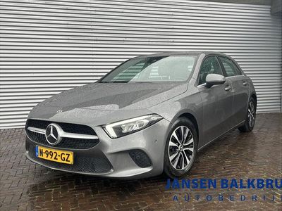 Grijs Gebruikt 2021 Mercedes A180 Business Hatchback | € 19.985 (Goede deal)