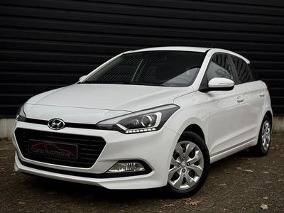 Wit / polar white(bms) Gebruikt 2018 Hyundai i20 Comfort Hatchback | € 10.950 (Eerlijke prijs)