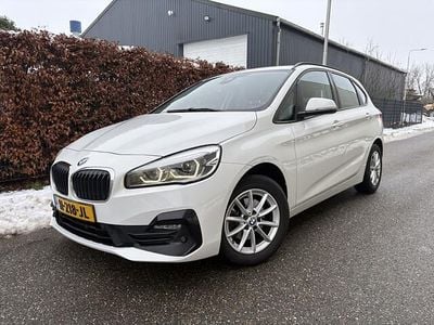 Wit Gebruikt 2019 BMW 216 Active Tourer Executive MPV | € 12.450 (Eerlijke prijs)