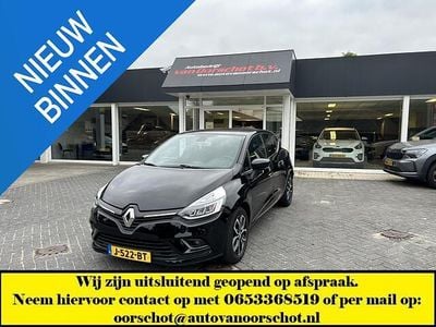 Zwart Gebruikt 2019 Renault Clio IV Intens Hatchback | € 10.750 (Eerlijke prijs)