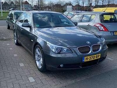 Grijs Occasion 2006 BMW 523 Executive Sedan | € 9.500 (Duur)