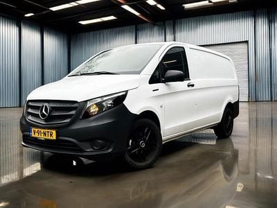 Wit Occasion 2022 Mercedes Vito Van | € 14.940 (Goede deal)