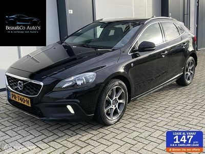 Zwart Gebruikt 2015 Volvo V40 Ocean Race Hatchback | € 8.950 (Eerlijke prijs)