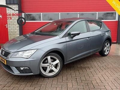 Occasion Seat Leon Style 116 PK (85 kW) 2018 Grijs Hatchback