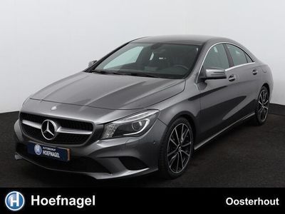 tweedehands Mercedes CLA200 Ambition AUTOMAAT - Navigatie - Parkeersensoren - 18"LM - Climate Control