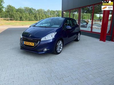 tweedehands Peugeot 208 1.6 VTi Allure / Dealerondehouden / Cruise / Airco / Navi / PDC