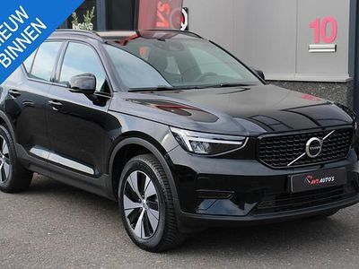 Zwart Occasion 2022 Volvo XC40 Plus SUV | € 33.940 (Eerlijke prijs)