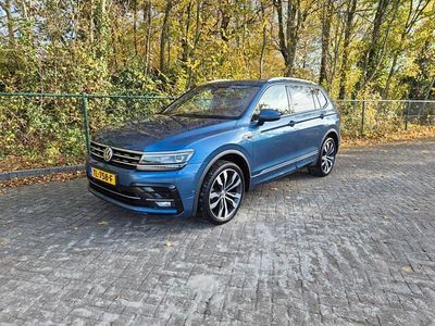 Blauw (metallic) Occasion 2018 VW Tiguan Allspace R-line SUV | € 27.950