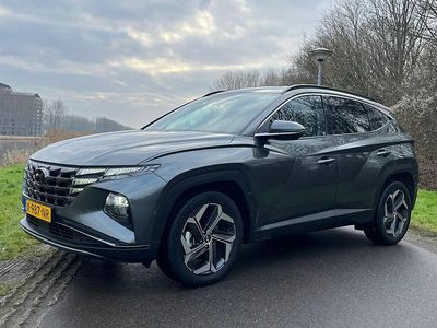 Grijs Occasion 2024 Hyundai Tucson Premium SUV | € 35.900 (Eerlijke prijs)