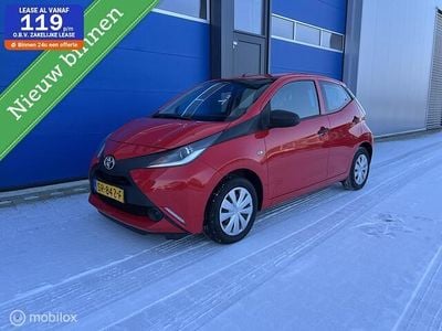 Occasion Toyota Aygo 69 PK (50 kW) 2018 Rood Hatchback