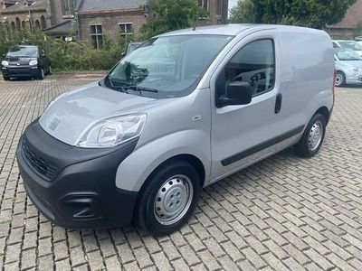 Grijs Occasion 2024 Fiat Fiorino MPV | € 15.609