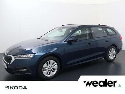 Blauw Occasion 2024 Skoda Octavia Ambition Stationwagen | € 24.840 (Eerlijke prijs)