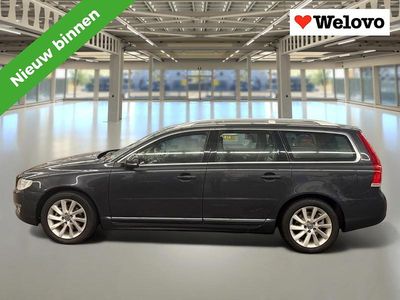 Grijs Occasion 2015 Volvo V70 Inscription Stationwagen | € 15.950 (Goede deal)