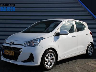 tweedehands Hyundai i10 1.0i Comfort + Navigatie / Trekhaak