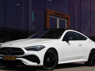 Coupe Occasion 2024 Mercedes CLE200 AMG line Coupé | € 63.900