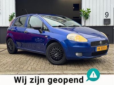 Blauw (metallic) Gebruikt 2008 Fiat Grande Punto Active Hatchback | € 1.499 (Eerlijke prijs)