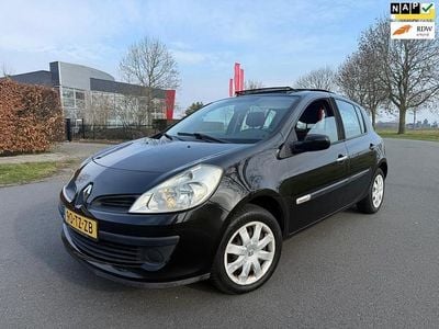 Occasion Renault Clio II Rip Curl 98 PK (72 kW) 2007 Zwart Hatchback