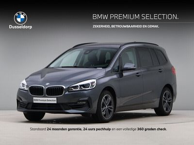 BMW 216