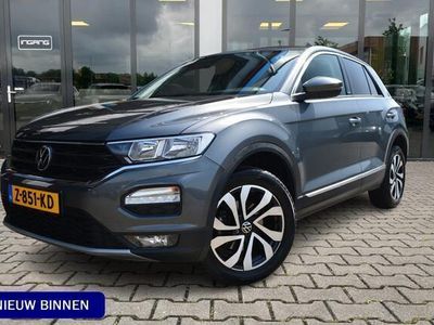 tweedehands VW T-Roc 1.0 TSI Style | DAB | 17 Inch | App Connect |