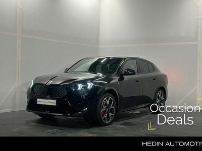 Zwart Occasion 2024 BMW iX2 Shadowline SUV | € 45.880 (Eerlijke prijs)