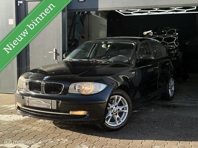 Occasion BMW 116 Executive 122 PK (89 kW) 2009 Zwart Hatchback