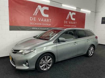 tweedehands Toyota Auris 1.8 Hybrid Lease - PANODAK/NAVI/CAMERA/NAP