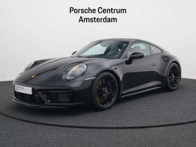 Porsche 911 Carrera 4 GTS