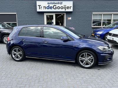 tweedehands VW Golf VII 1.5 TSi Highline Business R-LINE | LED | STOELVERW. | CLIMA |