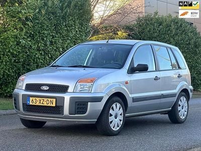 Grijs Gebruikt 2007 Ford Fusion MPV | € 2.250 (Eerlijke prijs)
