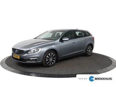 Grijs Occasion 2017 Volvo V60 Performance Stationwagen | € 19.900 (Iets duurder)
