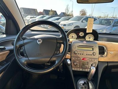 Blauw Gebruikt 2006 Lancia Ypsilon Hatchback | € 2.450 (Eerlijke prijs)