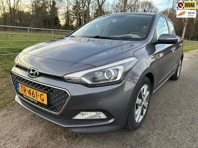 Grijs Occasion 2015 Hyundai i20 Hatchback | € 11.750 (Goede deal)