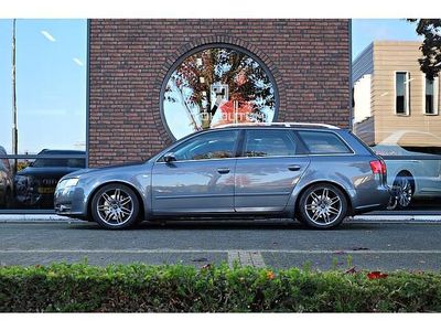 Grijs Gebruikt 2004 Audi A4 Stationwagen | € 1.995