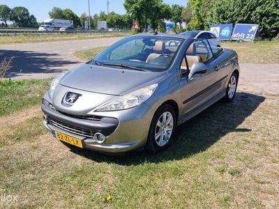 Grijs Gebruikt 2008 Peugeot 207 CC Roland Garros Cabriolet | € 2.500 (Iets duurder)