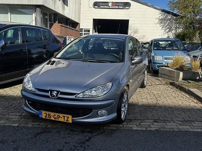 Occasion Peugeot 206 109 PK (80 kW) 2001