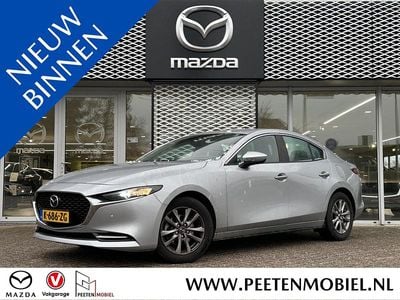 Grijs Occasion 2021 Mazda 3 Comfort Sedan | € 23.590 (Eerlijke prijs)