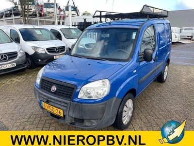 Occasion Fiat Doblò 84 PK (61 kW) 2010 Blauw MPV