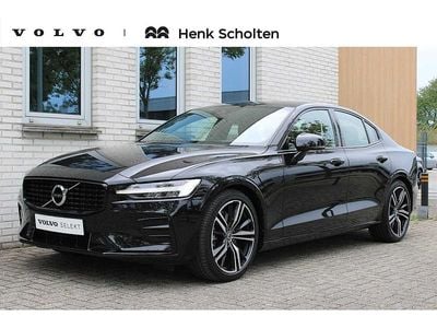 Zwart Gebruikt 2019 Volvo S60 R-Design Sedan | € 33.950 (Eerlijke prijs)
