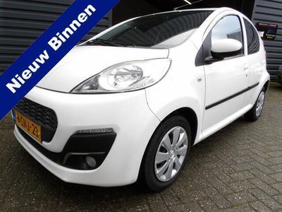 tweedehands Peugeot 107 1.0 Active Airco Centraal