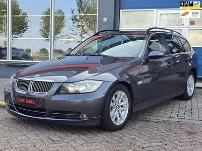 BMW 325