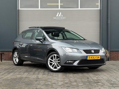 Grijs Occasion 2013 Seat Leon Style Hatchback | € 12.950 (Duur)